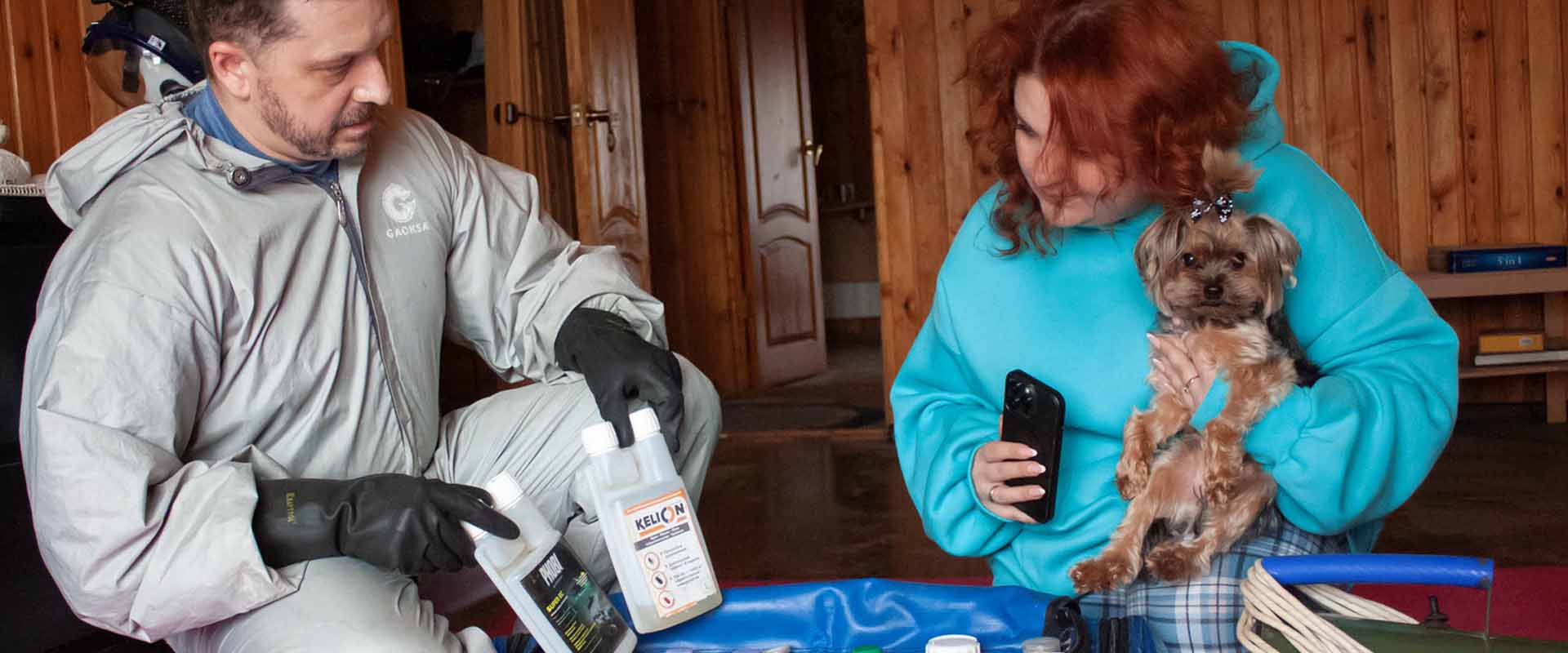 фото: Уничтожение блох в помещениях, домах и квартирах по поселке Московской области Летний Отдых и области.